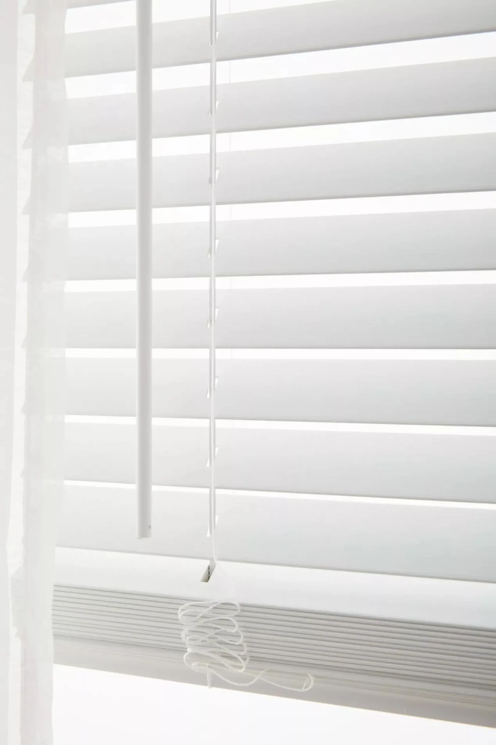 Bouclair Cordless Faux Wood Blinds - Easy Lift & Tilt* Window Blinds & Shades