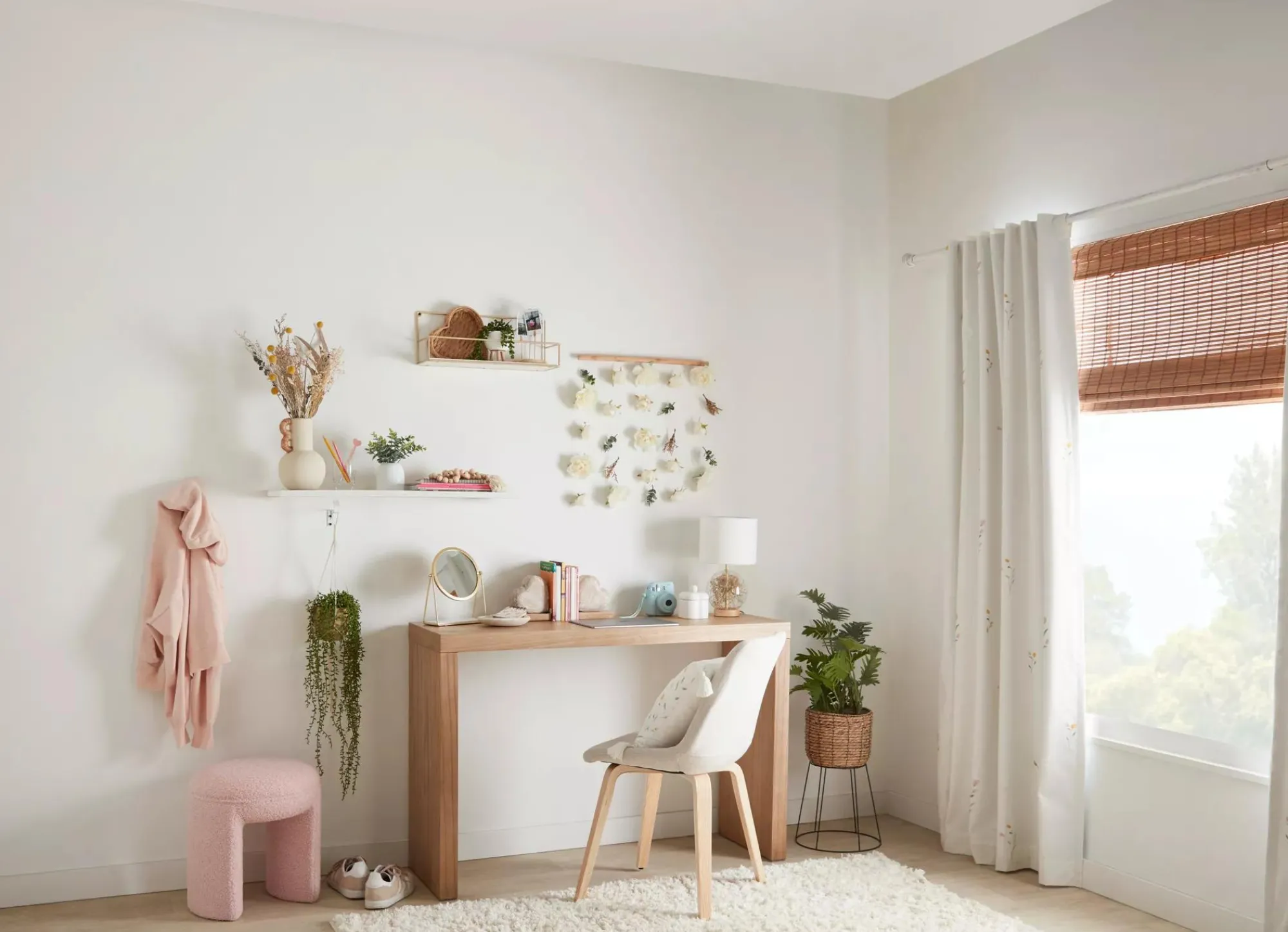 Bouclair Dried Flowers Table Lamp* Junior Lighting