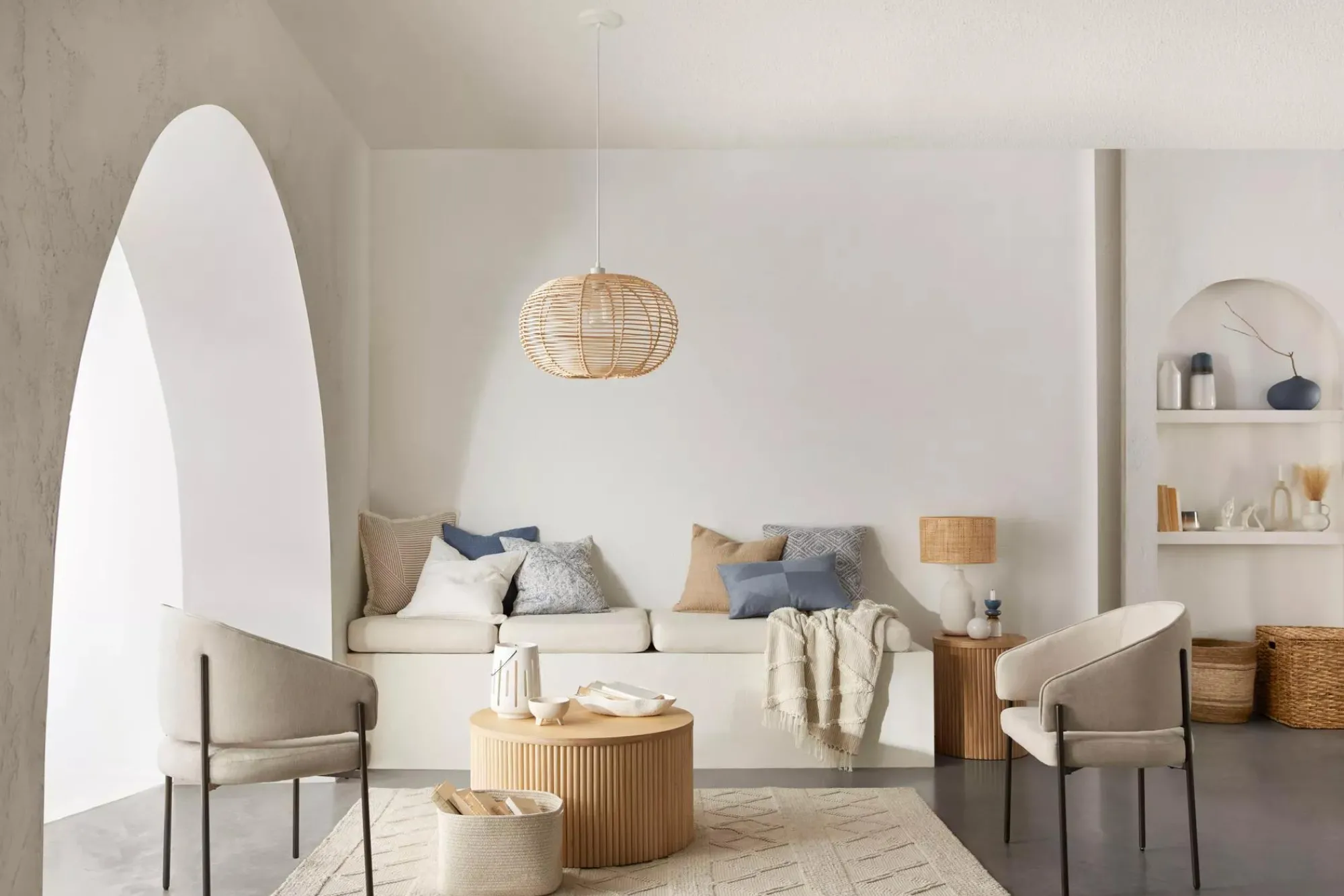 Bouclair Pampas Bouquet in Vase* Artificial Plants