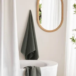 Bouclair Ribbed Bath Towel* Bath Towels