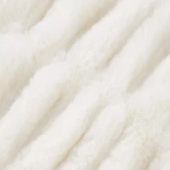 Bouclair Rushed Plush Throw* Decorative Throws & Blankets