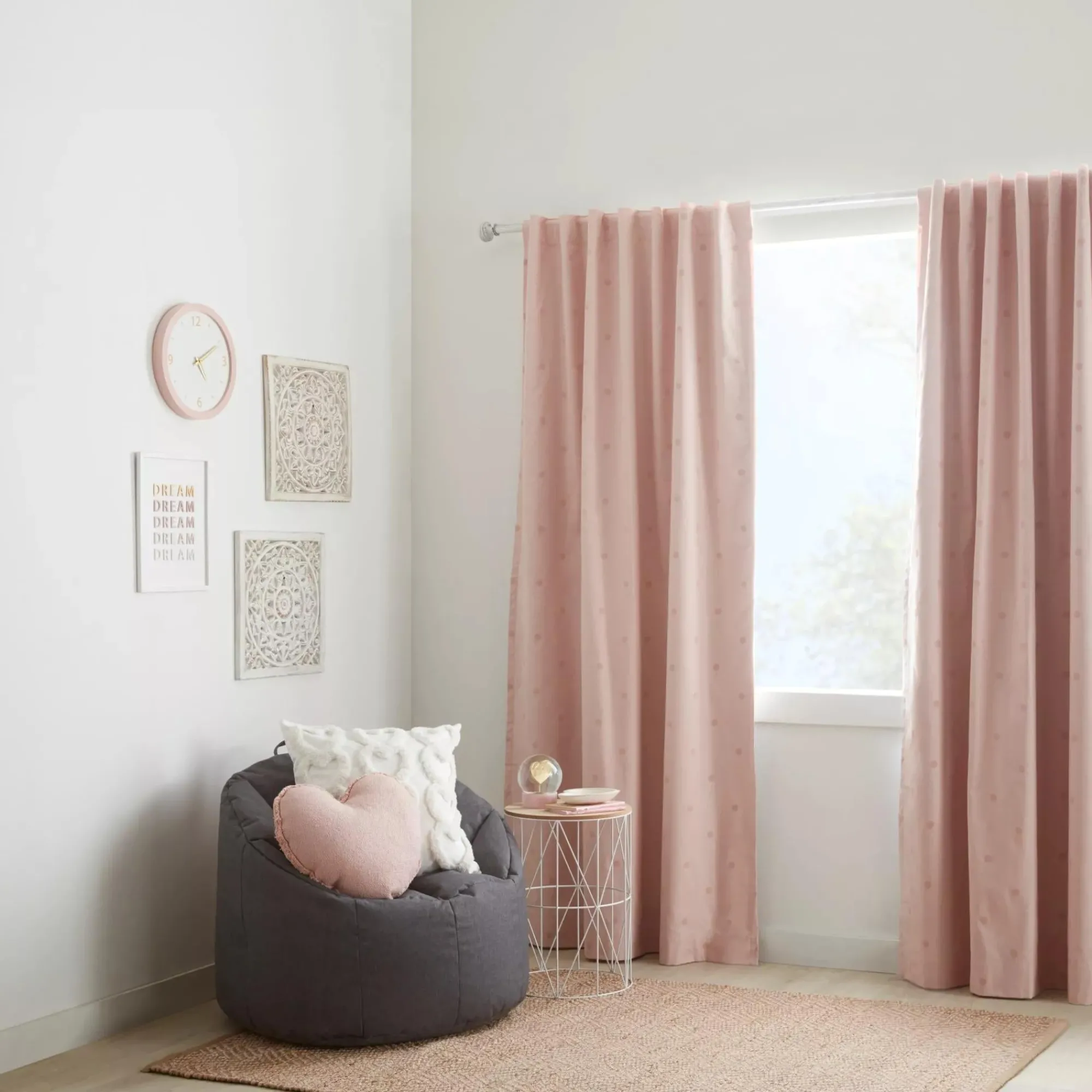 Bouclair Sekka Heart-Shaped Decorative Pillow* Junior Throw Pillows