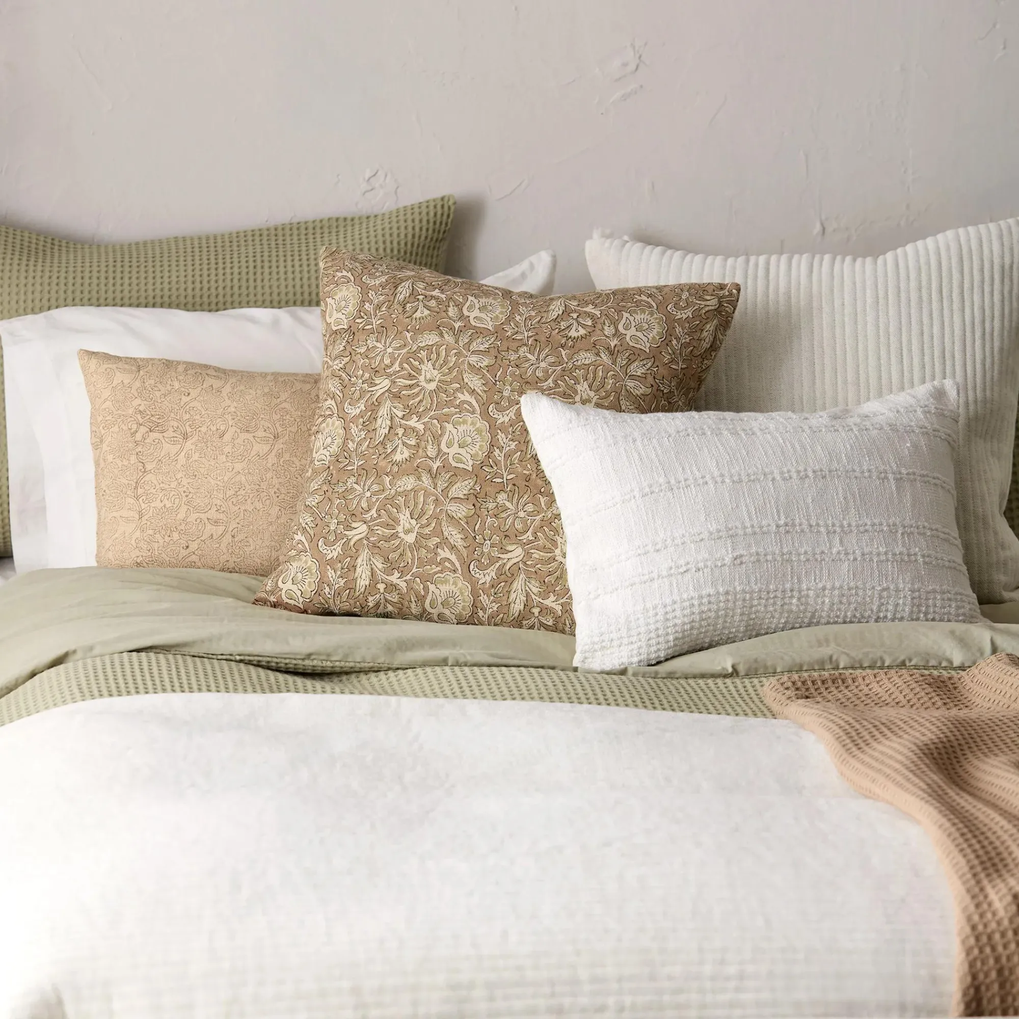 Bouclair Sheffield Collection - 3-Piece Coverlet Set* Coverlet Sets